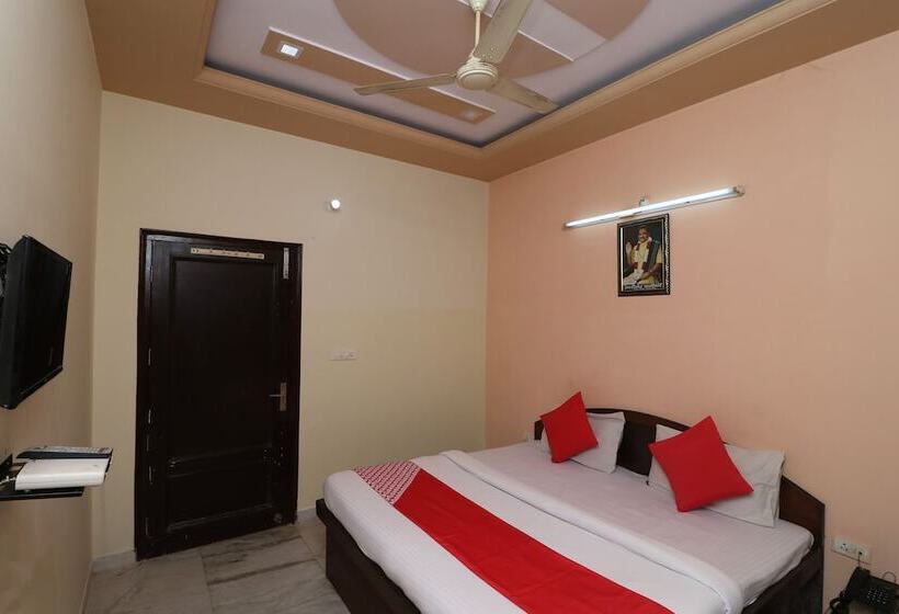 Отель Gurudham Vrindavan By Oyo Rooms