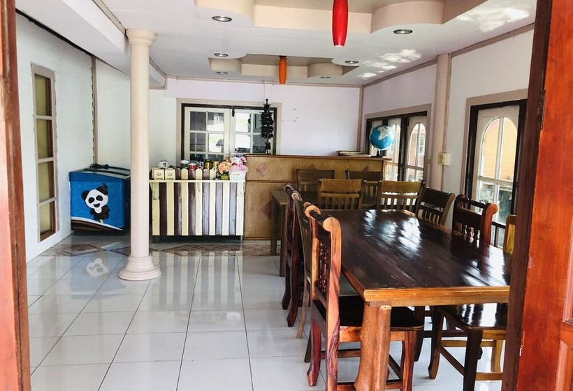 ホテル Jamesbond Bungalow Koh Panyee