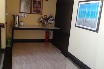 هتل Jutha Mansion