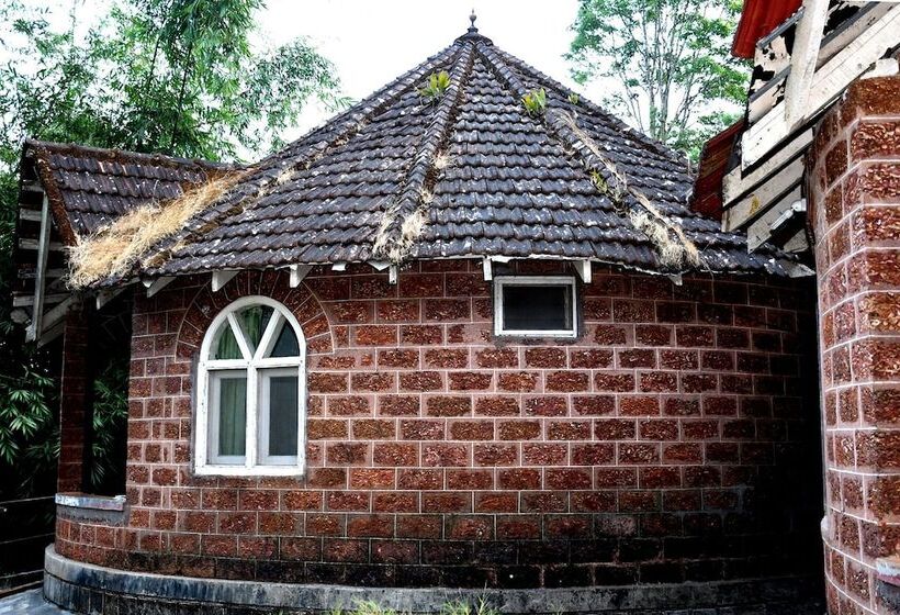 هتل Prashanti Resort