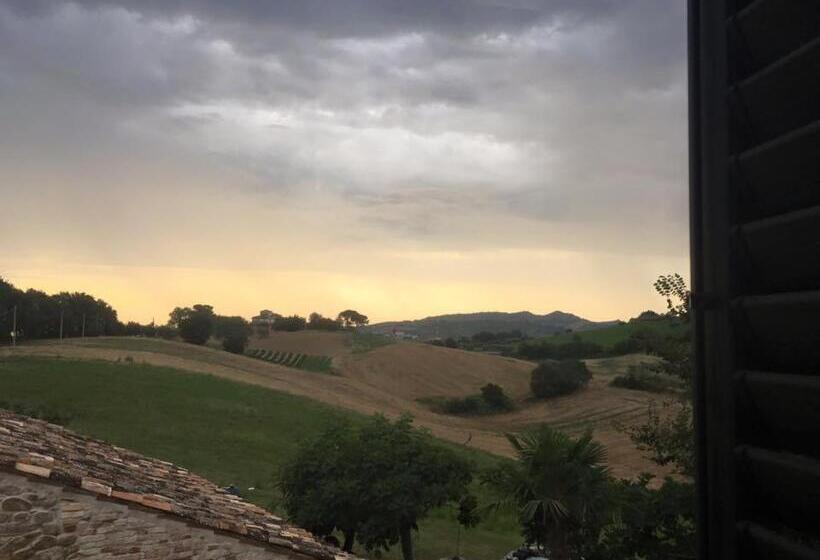 فندق ريفى Azienda Agricola Perconti