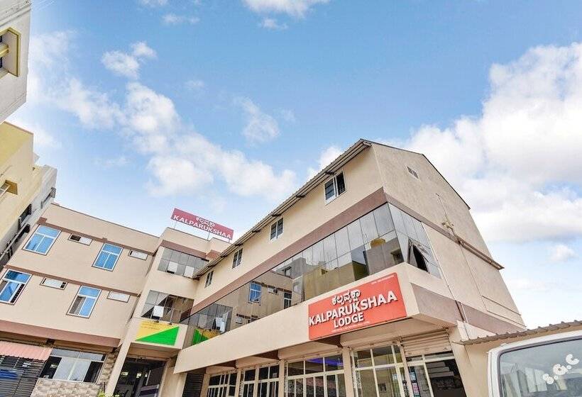 酒店 Spot On 46956 Kalparukshaa Lodge