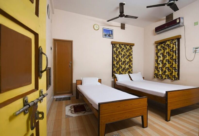 בית מלון כפרי Spot On 48582 Monalisa Lodge