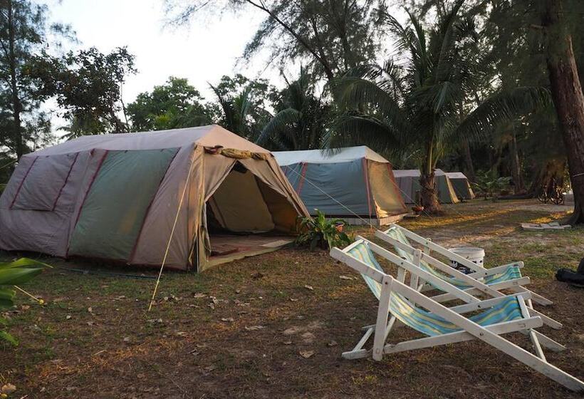 فندق The Camp Resort