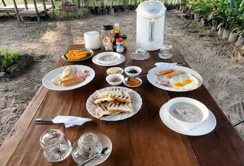 فندق The Camp Resort