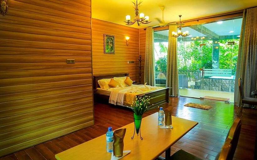Отель Thevni Holiday Resort
