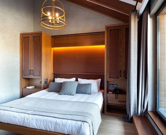 Magna Pivot Hotel   Boutique Class