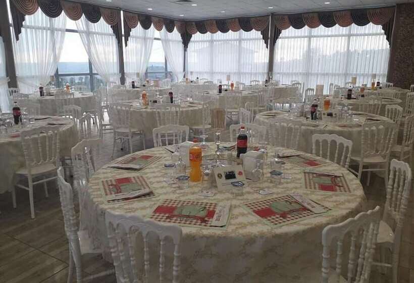 Monopetra Otel