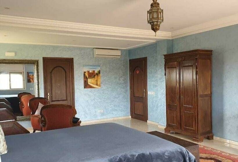 ペンション Riad Tanjil