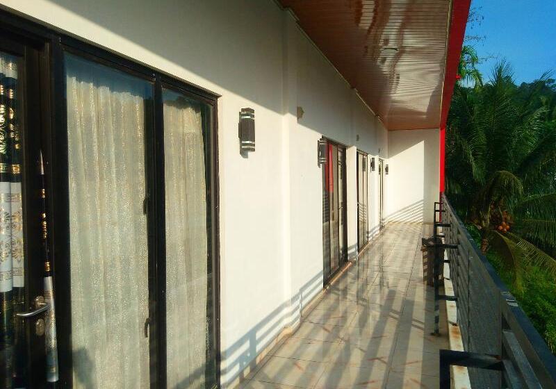 Общежитие Anjung Bang Oking Hotel & Resort By Oyo Rooms