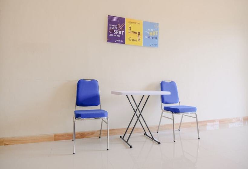 הוסטל Spot On 2431 Tf Homestay