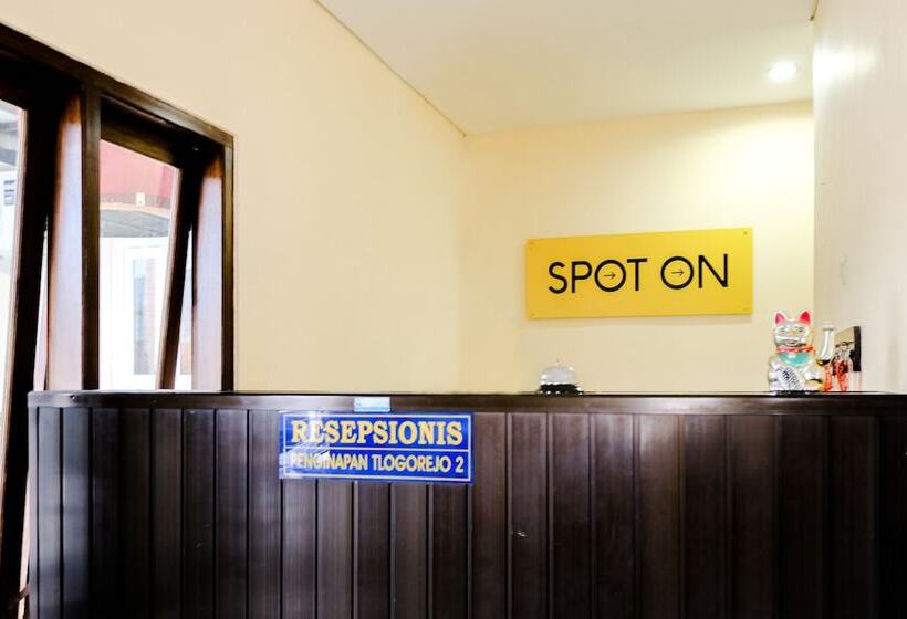 فندق صغير Spot On 2448 Hotel Tlogorejo 2