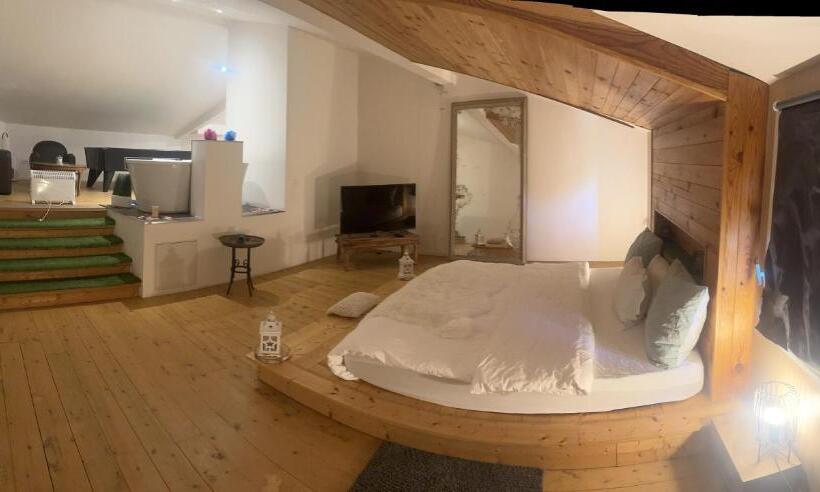 مبيت وإفطار La Villa Bella