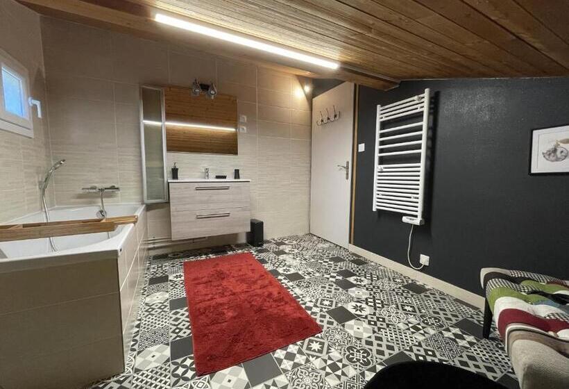 צימר Le Chalet Des Pesettes