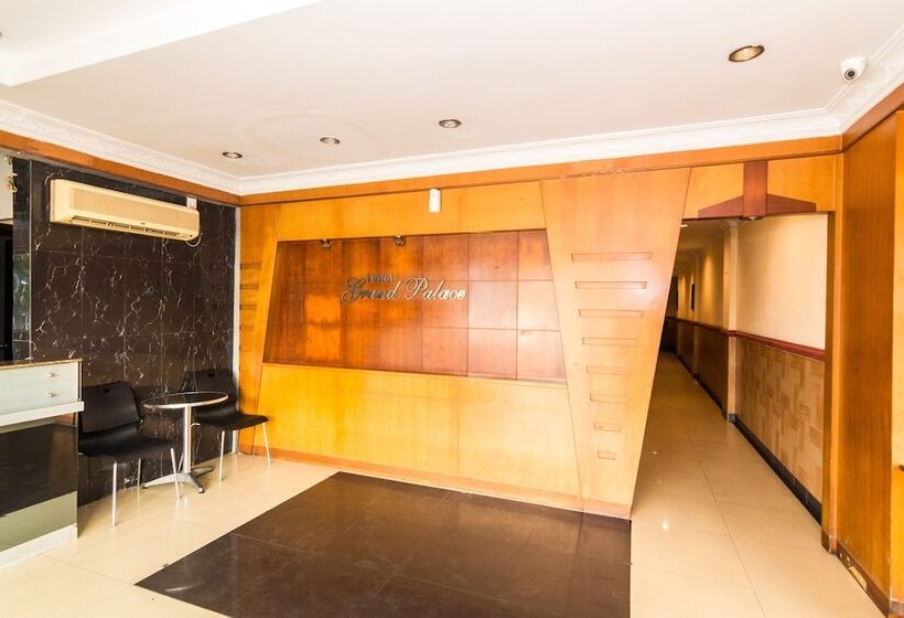 فندق Grand Palace By Oyo Rooms