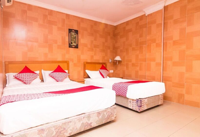 酒店 Grand Palace By Oyo Rooms