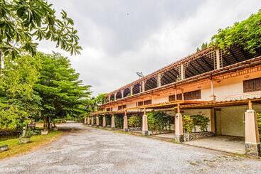 هتل Mai Ngam Riverside Resort