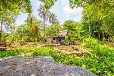 هتل Mai Ngam Riverside Resort