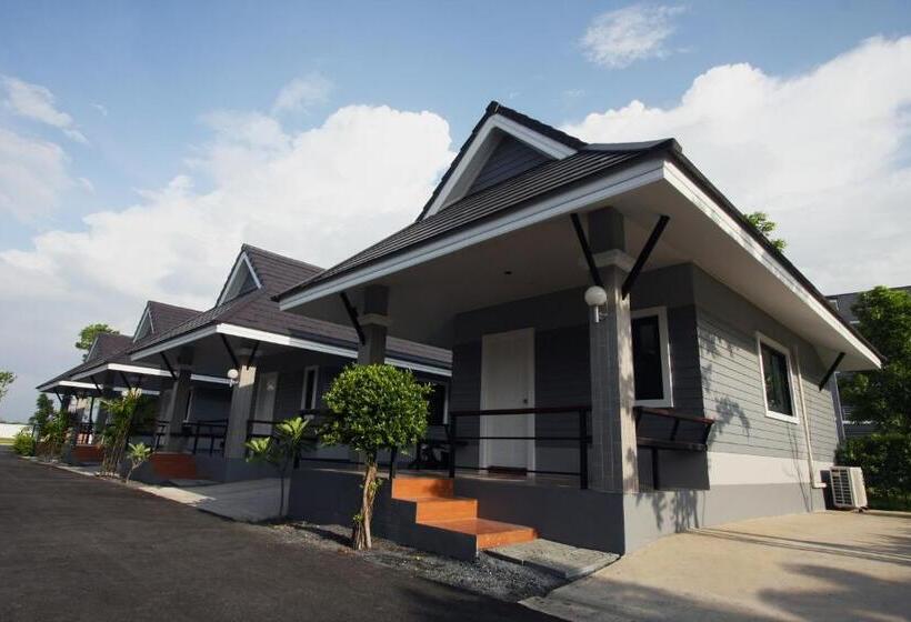 هتل Rongsang Resort