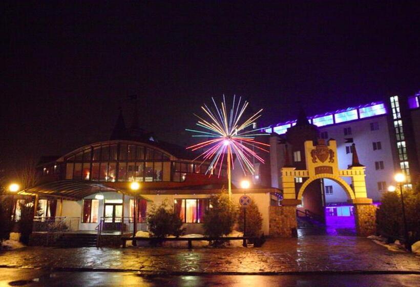 هتل Vyshegrad Castle
