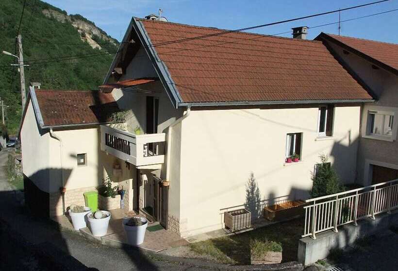بنسيون Chambres A Kwaba