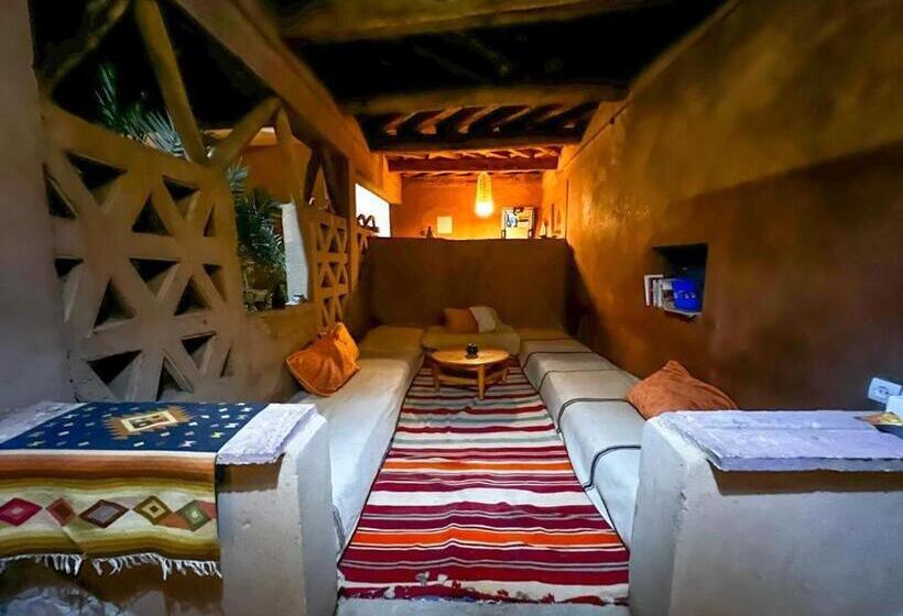 هاستل Dar Talmoudi