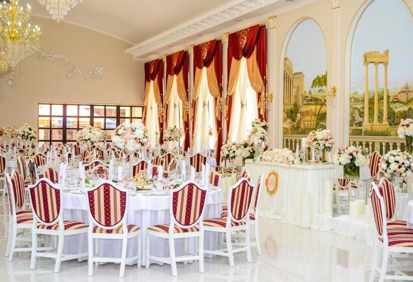 Best Hotel And Restaurant Complex