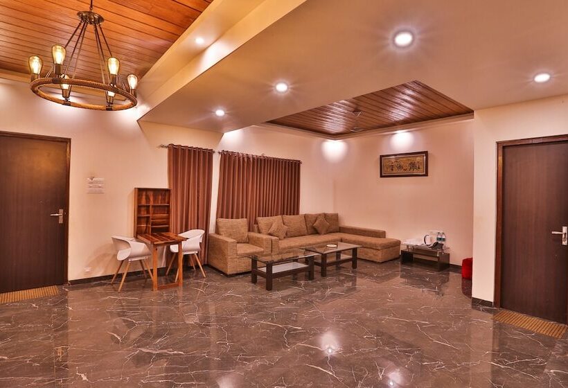 Cloud 9 Hills Resort