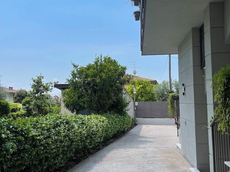 فندق فئة نجمة واحدة Casa Baci