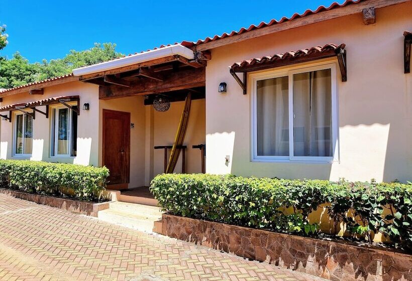 فندق فئة نجمة واحدة Los Mangos