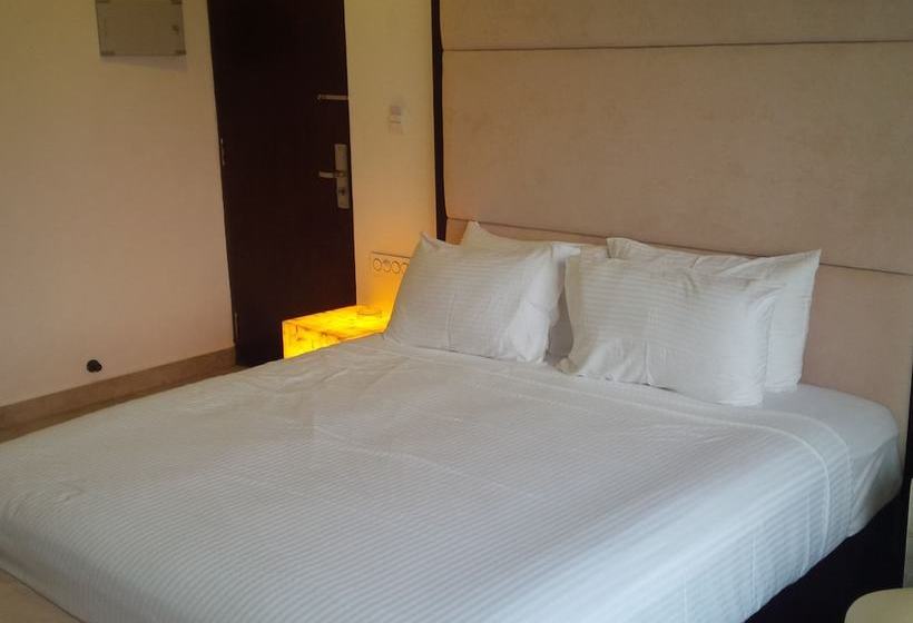فندق Anora Beach Resort