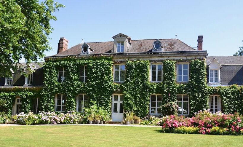 ホテル Château D Harcelaines