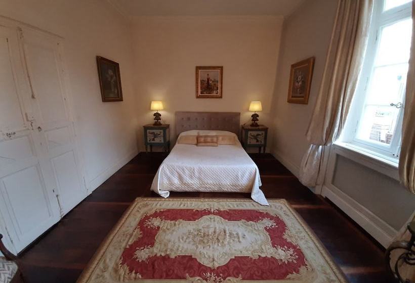 ホテル Enchanting Apartment In Marquefave With Private Whirlpool
