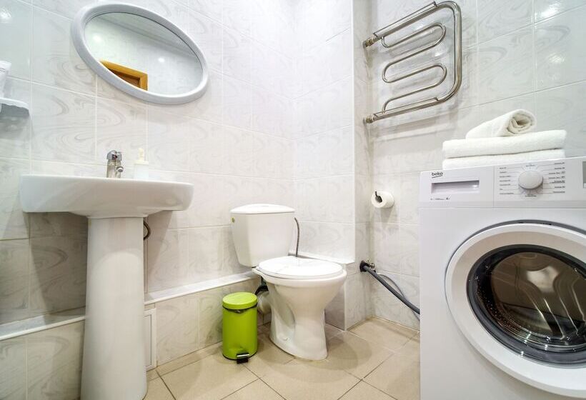 فندق Kvartalapartments. Karla Marksa 56