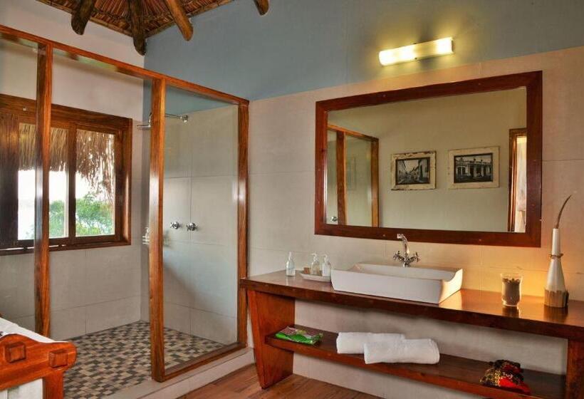 בית מלון כפרי Machangulo Beach Lodge