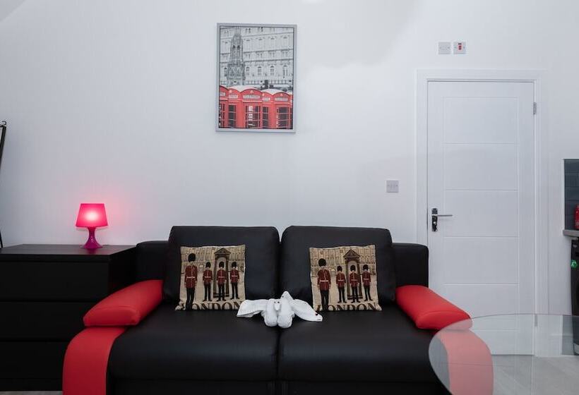 호텔 Modern Studio In Harrow