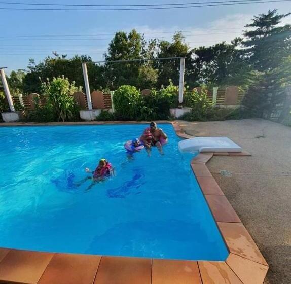 هتل Peace Pool Resort