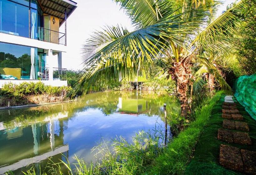 فندق Plernsalaya Resort