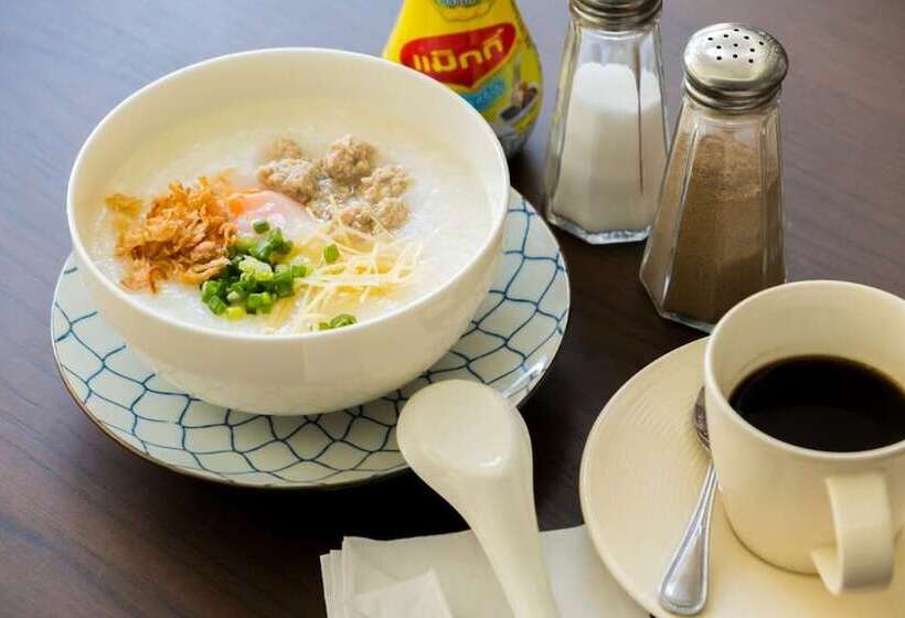 酒店 Pranee Home