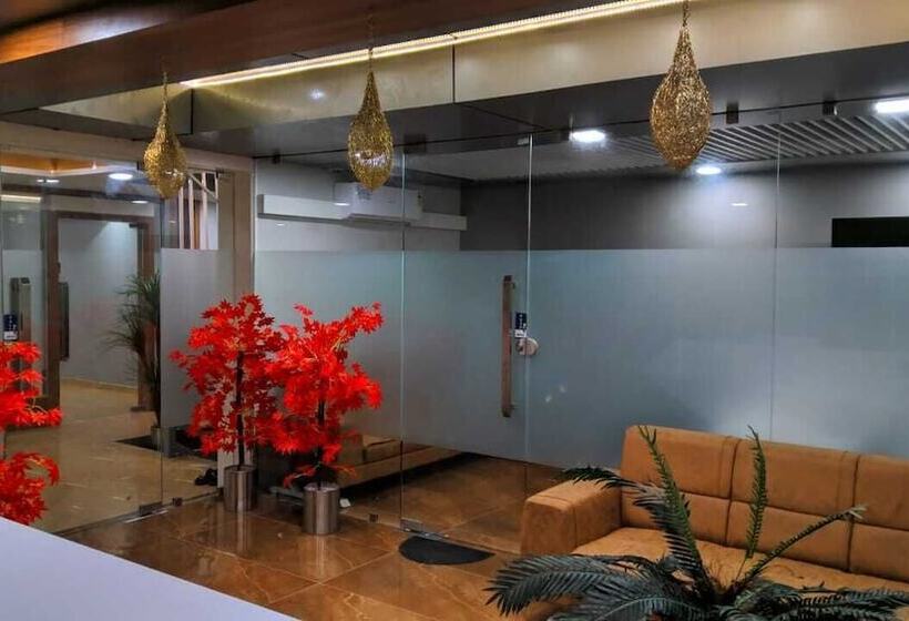 酒店 Radhe Inn