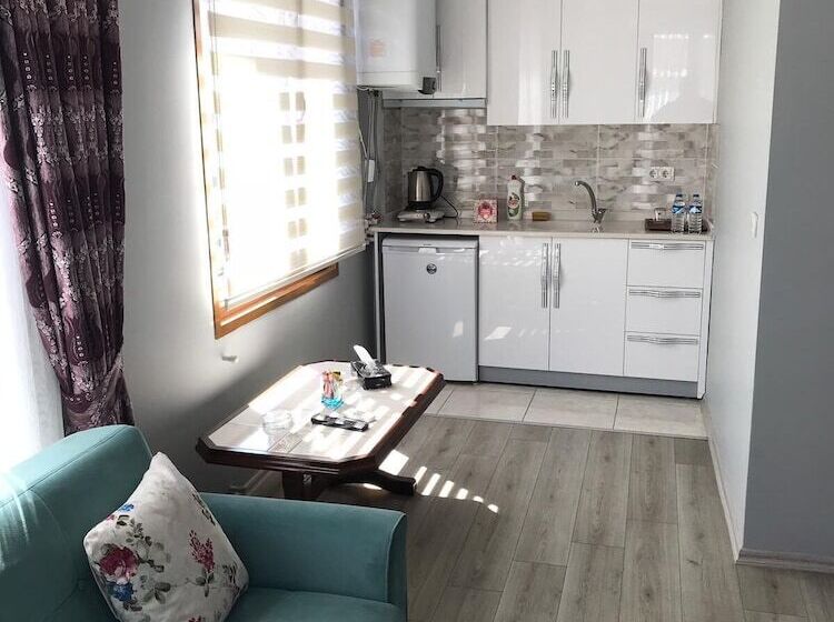 هتل Senturkler Suite