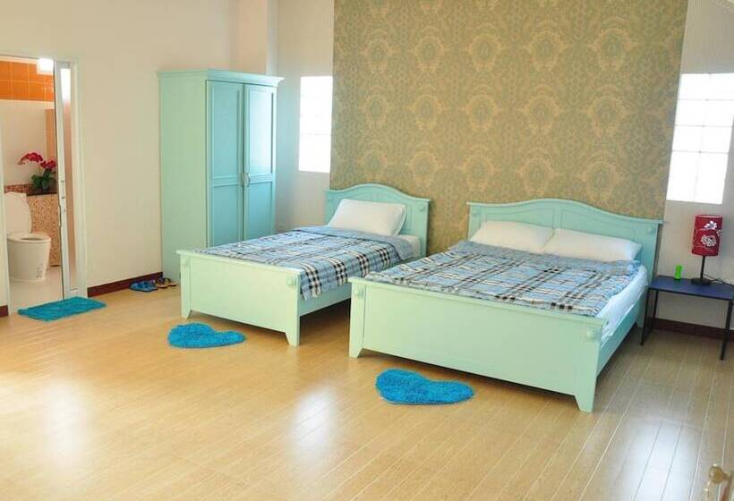 هتل The Room Phatthalung