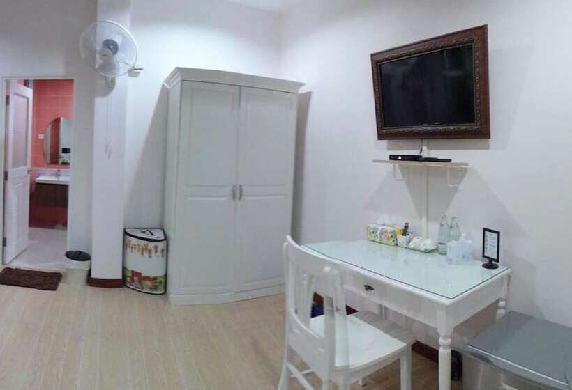 هتل The Room Phatthalung