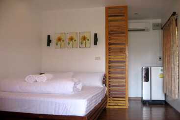 هتل Toffee House Resort