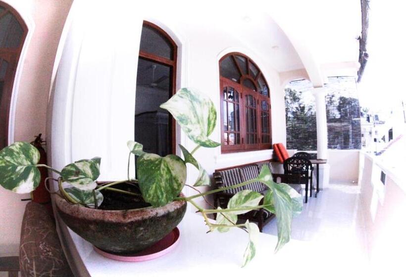 펜션 Angel Inn Guest House