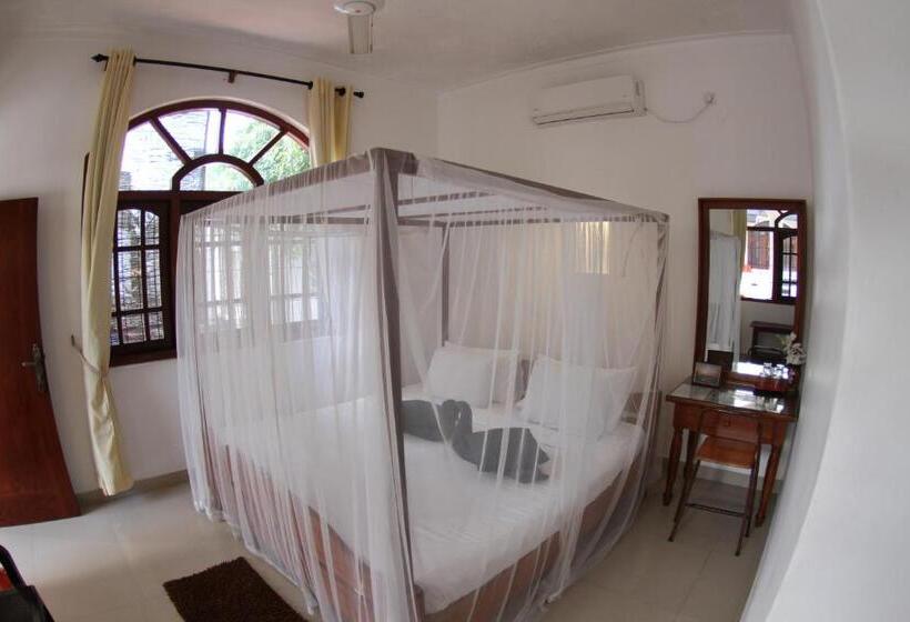 펜션 Angel Inn Guest House