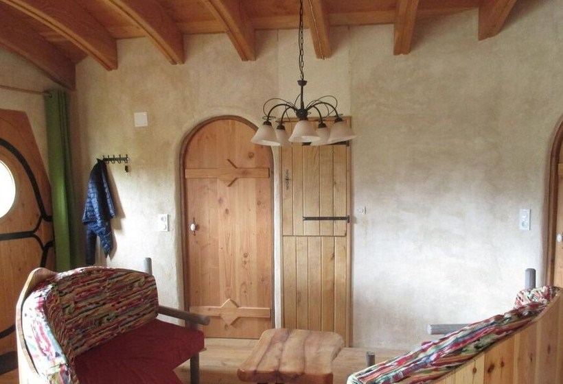 بنسيون Fount De Cousteno