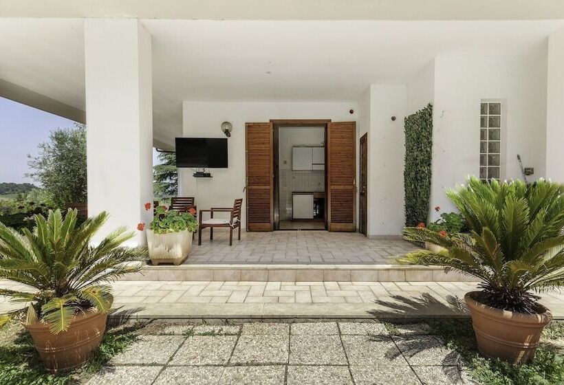 膳宿费 La Villa   Luxury Home