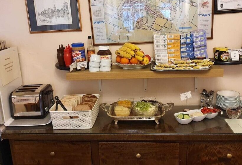 بنسيون Penryn Guest House