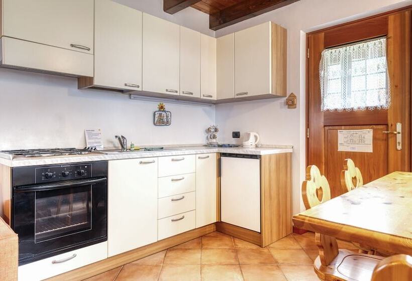 اقامتگاه Incanto Walser Apartments Ronco